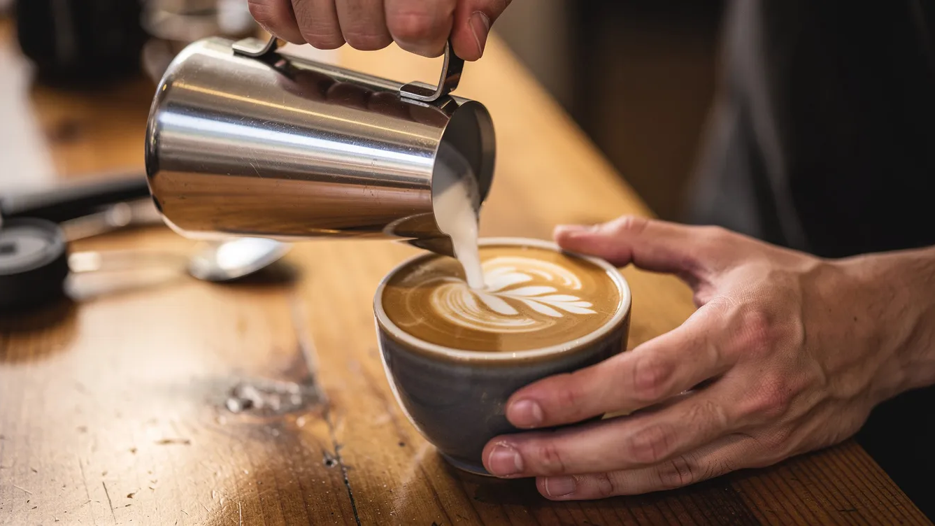 Die besten Cafés in Mainz: Unsere Favoriten für Kaffee, Kuchen & Co. 2 Die Cafés in Mainz bieten weit mehr als Kaffee und Kuchen.